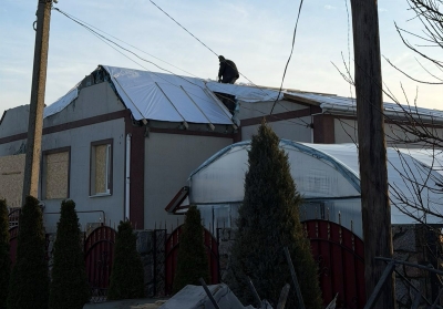 Комунальники Нікополя продовжують працювати