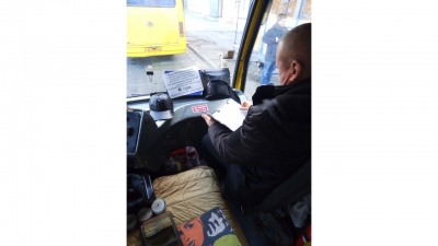 В Нікополі перевіряють кількість пасажирів в автобусах