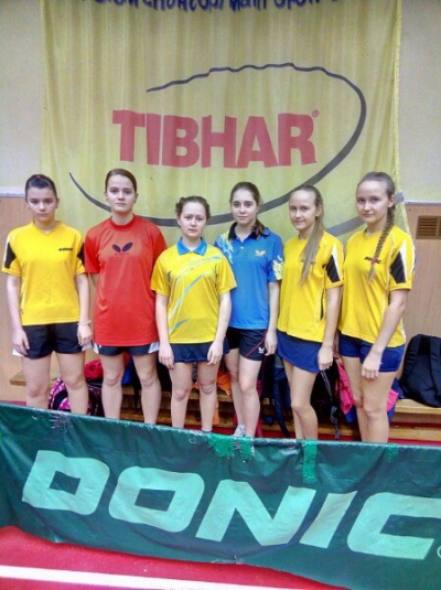 Нікопольські дівчата взяли участь у чемпіонаті області з настільного тенісу
