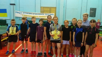 Нікопольські спортсмени стали призерами на чемпіонаті Дніпропетровської області з настільного тенісу