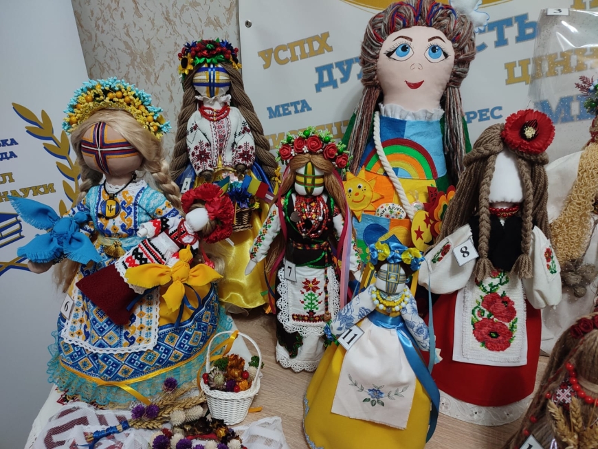 У Нікополі відбувся І етап обласного конкурсу &laquo;Ляльки миру&raquo;