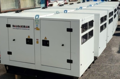 Нікополь отримав генератори та зарядні станції від міжнародних партнерів